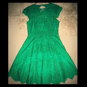 Green lace dress 👗